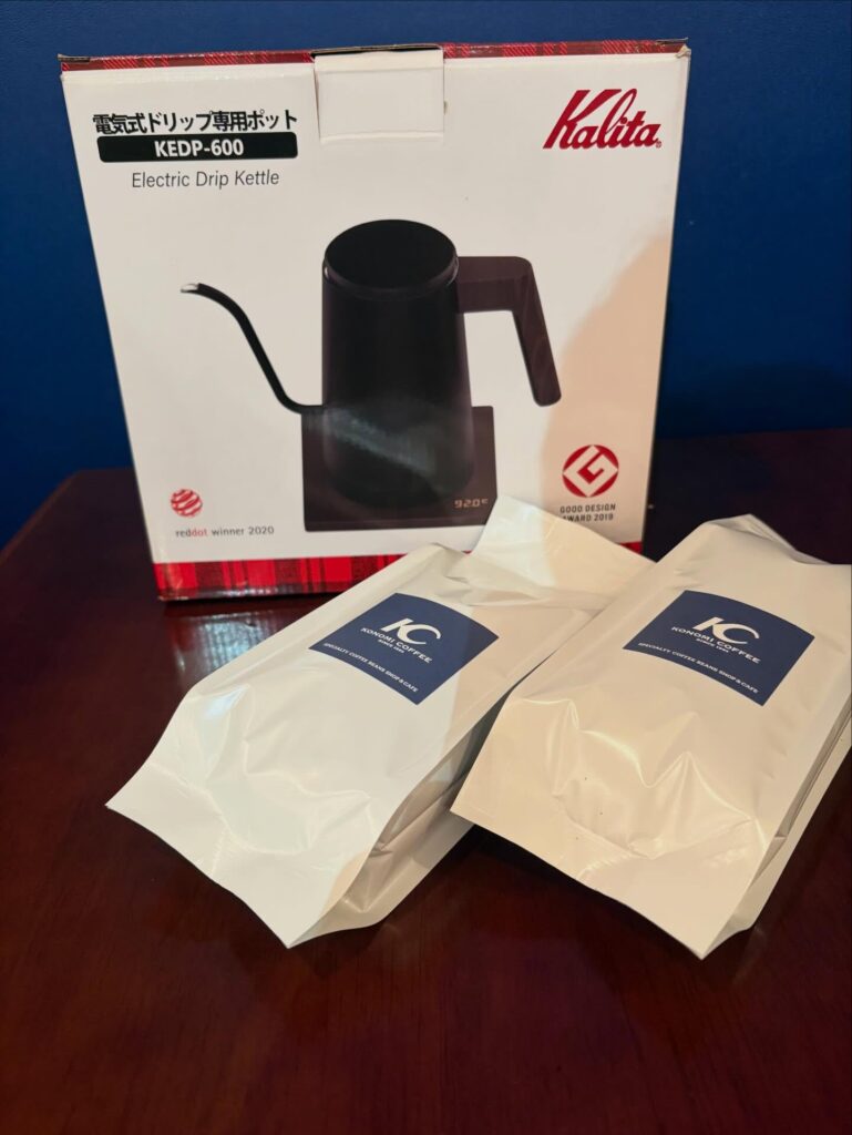 このみ珈琲 福袋 カリタ　電気式ドリップ専用ポット　KEDP -600とコーヒー豆２００g✖️２袋